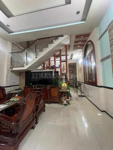 Bán nhà đường Bà Điểm 5, xã Bà Điểm Hóc Môn, sổ hồng riêng, giá tốt