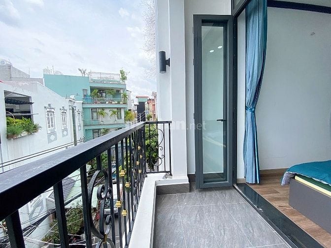 2lầu,st (3,5x17) mặt bằng KD và 6 phòng d.vụ Đường Nguyễn Thanh Tuyền