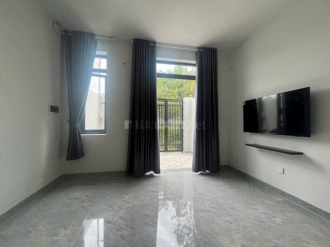 Chính chủ gửi Bán căn nhà C4 mới xây , dg số 8 P Long Phước, Q9