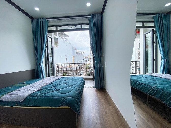 2lầu,st (3,5x17) mặt bằng KD và 6 phòng d.vụ Đường Nguyễn Thanh Tuyền
