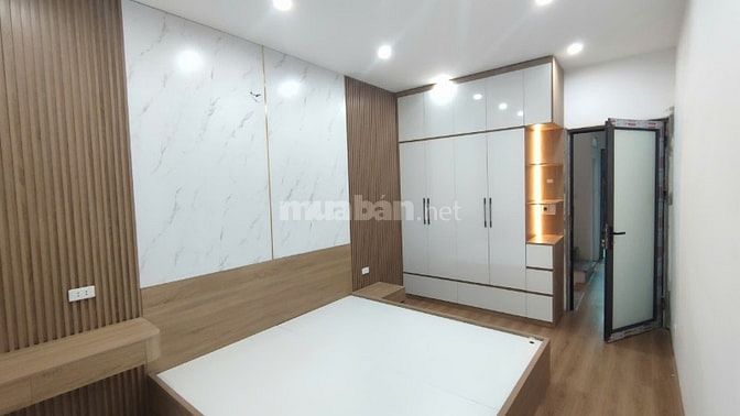 NỞ HẬU - 2 THOÁNG - VĂN CAO - 40M RA PHỐ - GIÁ 8.5 TỶ (TL)