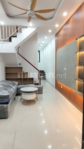 NỞ HẬU - 2 THOÁNG - VĂN CAO - 40M RA PHỐ - GIÁ 8.5 TỶ (TL)