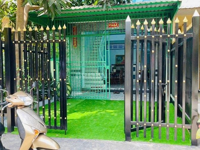 Bán nhanh đất và nhà đẹp, vị trí đẹp tại Mỹ Phước, TP Long Xuyên, An G