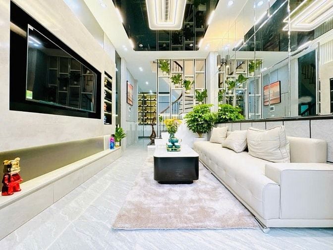 Nhà siêu chất tại Kim Giang , vài bước ra phố , 36 m, 5 tầng 