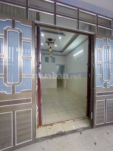 cần bán căn nhà 56m2 ở Hóc Môn giá 710 triệu.đang cho thuê 4tr/tháng