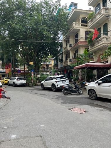 Phương Mai 60m2, 4.6m ngang,phân lô, sổ vuông, 2 thoáng trước sau, đẹp