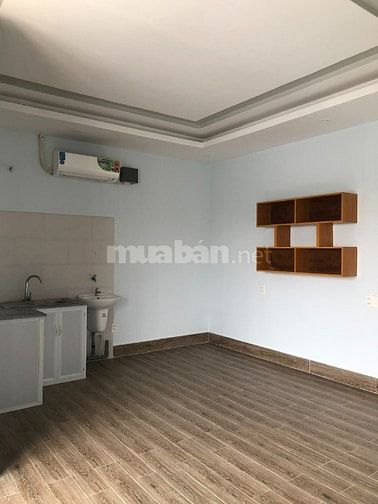 Cho thuê căn hộ gần HUFLIT Hóc Môn. Khu biệt thự cao cấp, bảo vệ 24/7
