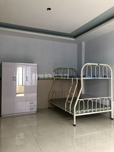 Cho thuê căn hộ gần HUFLIT Hóc Môn. Khu biệt thự cao cấp, bảo vệ 24/7