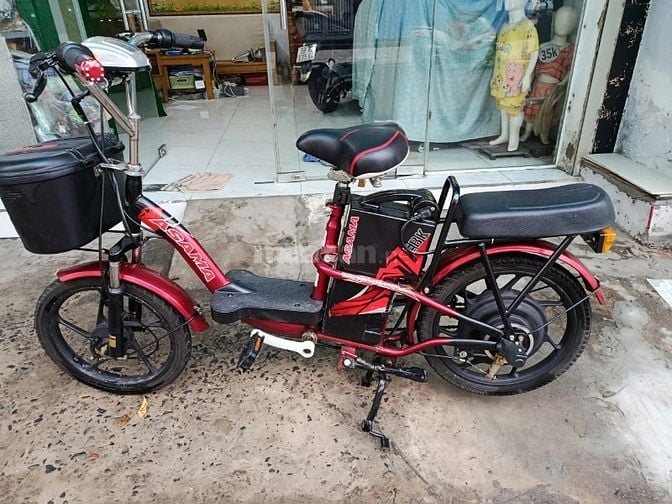 Bán xe đạp điện Asama màu đỏ - 4 bình mới - 5,4 triệu