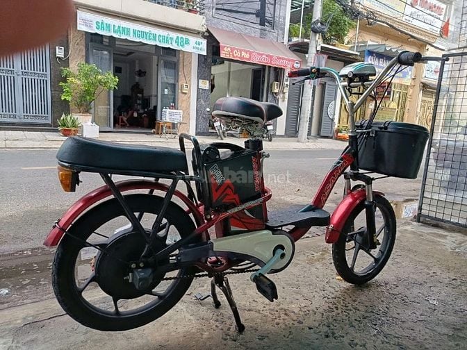 Bán xe đạp điện Asama màu đỏ - 4 bình mới - 5,4 triệu
