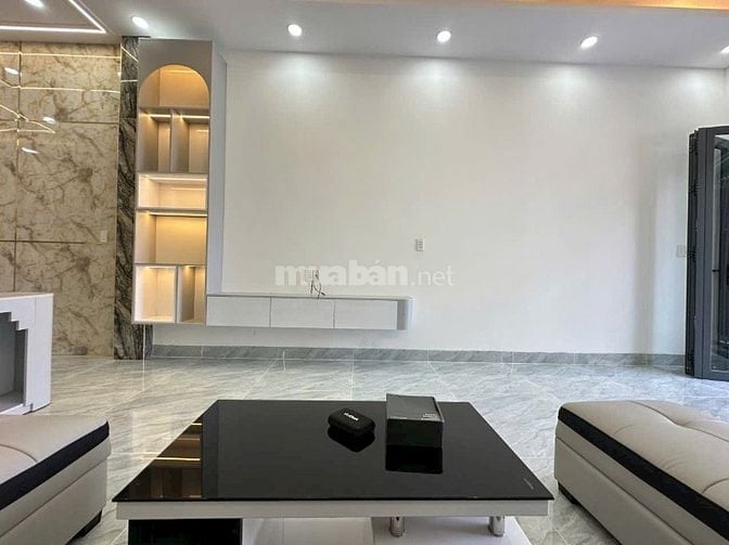 BÁN NHÀ 4 LẦU NGAY CHỢ ĐÊM HOÀ LÂN, ĐƯỜNG 22/12 THUẬN AN. GIÁ NGỘP