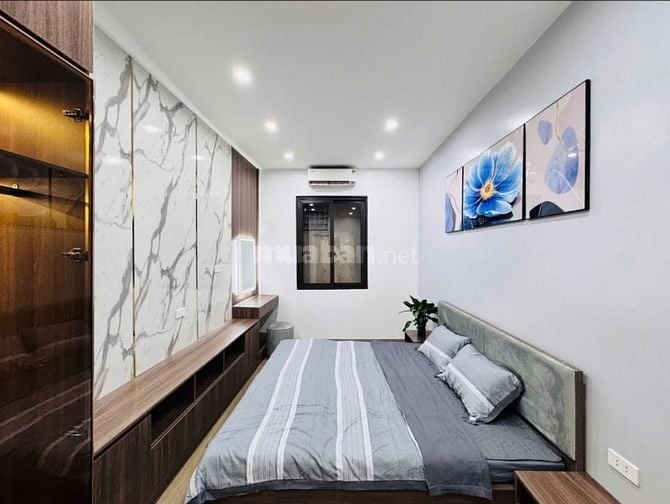 Chính chủ bán nhà 5 tầng Nguyễn Chí Thanh – Đống Đa