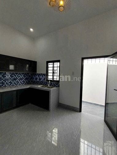 Cần bán gấp căn nhà mới tinh 84m2 ở Thới Tam Thôn - Hóc Môn giá 750tr