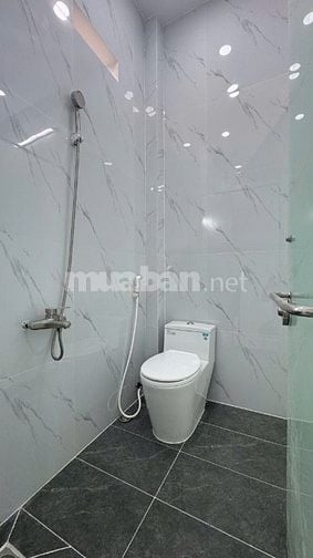 HẺM 5M, DT 75M2 SỬ DỤNG NGAY CV LÃNH BINH THĂNG QUẬN 11, KO QUY HOẠCH