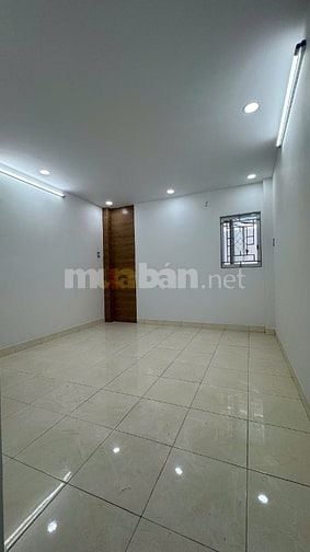 HẺM 5M, DT 75M2 SỬ DỤNG NGAY CV LÃNH BINH THĂNG QUẬN 11, KO QUY HOẠCH