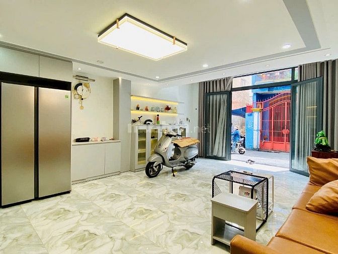 Bán nhà hẻm thông xe hơi mới đẹp 5 x 10 full nội thất đts122m2 6t390