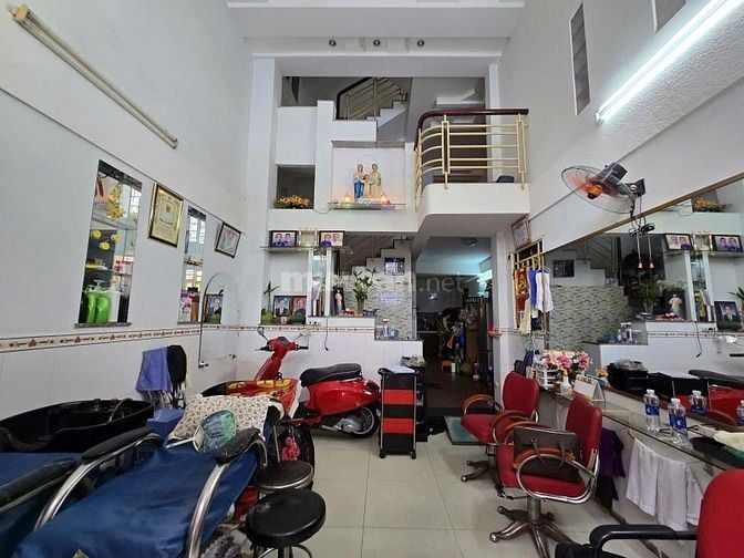 QUẬN 1 NGAY BỘ CÔNG AN, NGUYỄN TRÃI GẦN 90M2 HẺM 10M, Ô TÔ TRÁNH.