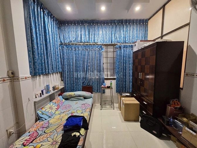 QUẬN 1 NGAY BỘ CÔNG AN, NGUYỄN TRÃI GẦN 90M2 HẺM 10M, Ô TÔ TRÁNH.
