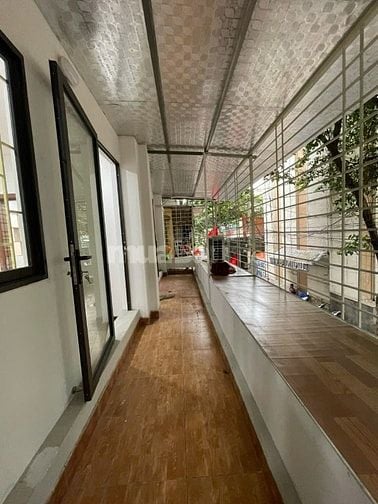 Cho thuê nhà tầng 2, ngõ 1 tập thể Khuất Duy Tiến, Thanh Xuân, 100 m2
