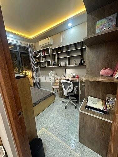 Chính chủ cần sang nhà Lê Văn Sỹ P14-Q3 3Tỷ150/45m2 ( sổ đỏ riêng ) 