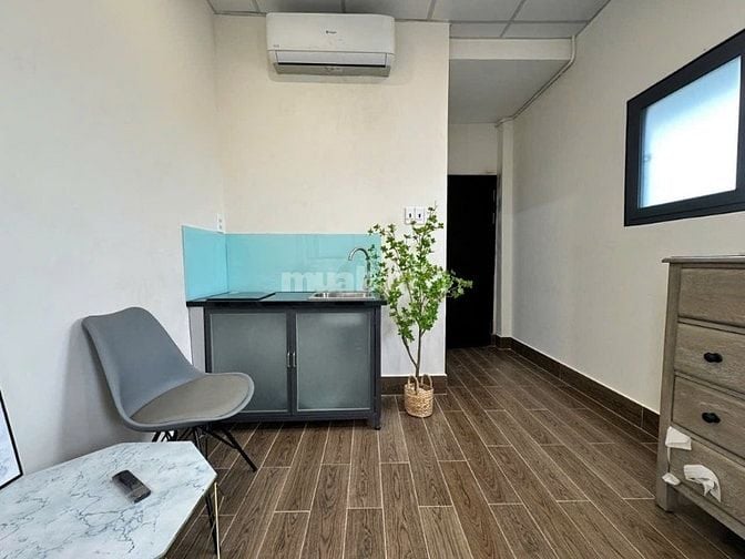 Quận 7 - bán toà căn hộ dịch vụ 8 phòng - thu nhập 50 triệu - 6,x tỷ