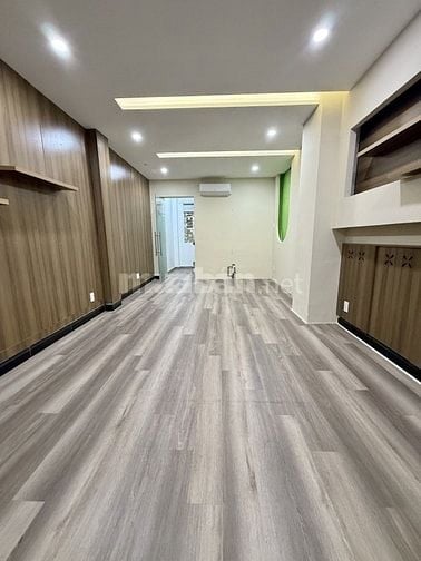 MẶT TIỀN NGUYỄN TRỌNG TUYỂN- CẦU KIỆU, PN- 62m2- 5 TẦNG- CHỈ 18,x TỶ