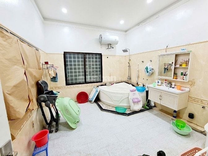 Bán nhà Hoa Lư - Hai Bà Trưng, Dt 46m2, 4t, mt 4m, 12.8 tỷ, kinh doanh