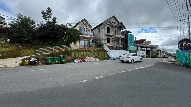 Bán đất thổ cư 2 mặt tiền tại Bạch Đằng, 250m2, P7, Đà Lạt, Lâm Đồng