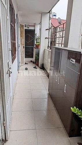 Cho thuê CCMN 3PN, 80m2,  11TR Q. CẦU GIẤY