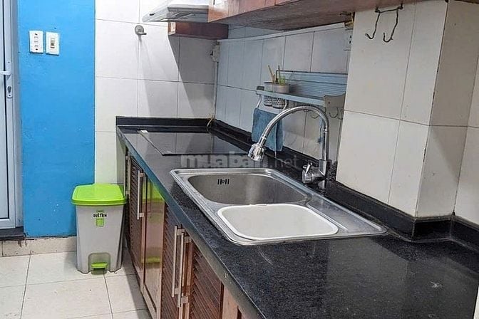 Cho thuê CCMN 3PN, 80m2,  11TR Q. CẦU GIẤY