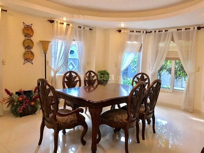 bán gấp Khu biệt thự Kim Sơn, 113/1 Nguyễn Văn Hưởng, Thảo Điền ,Q2 