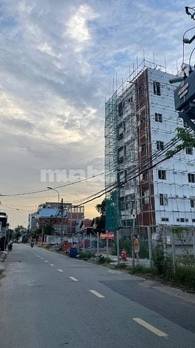 Bán lô đất diện tích 160m2 - chỉ 8,5 tỷ - mặt tiền đường Võ Văn Hát 