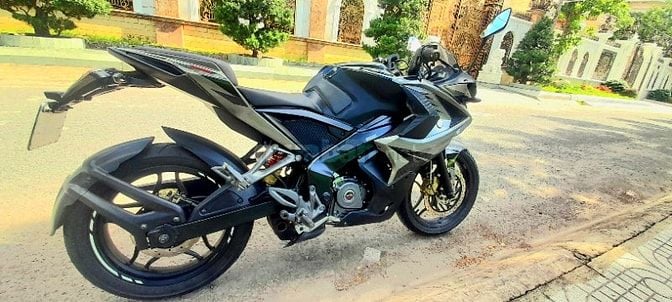 kawasaki bajaj fulsar RS 200, 2017,HQCN,