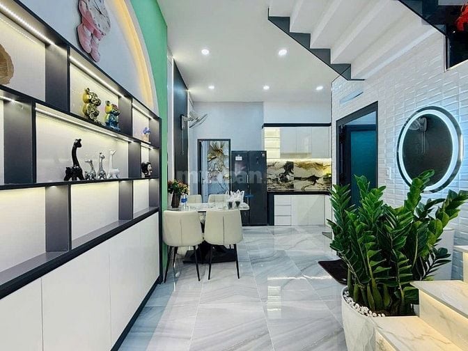 Bán nhà Bình Thạnh 52m2 giá 2 tỷ 290 triệu đường Nguyễn Văn Đậu, P5
