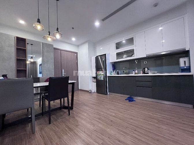 Cho thuê căn hộ chung cư cao cấp ,full nội thất cao cấp