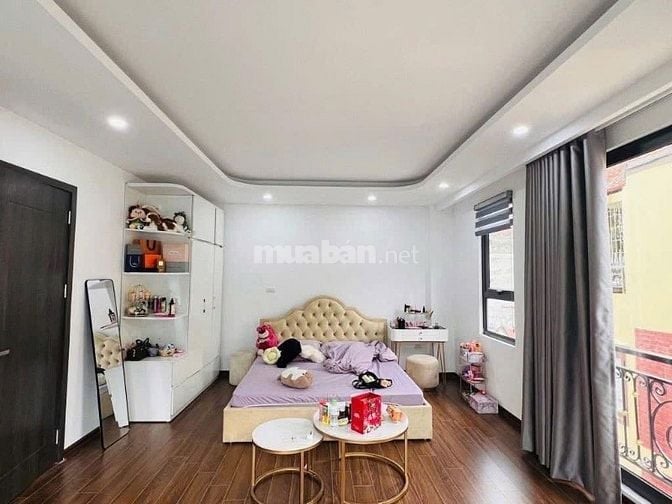 Nhà mặt đường kinh doanh đường Nguyễn Trọng Tuyển, Phú Nhuận
