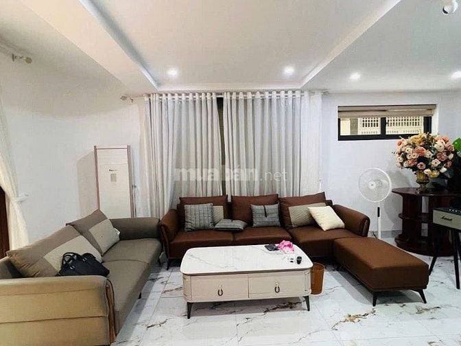 Nhà mặt đường kinh doanh đường Nguyễn Trọng Tuyển, Phú Nhuận