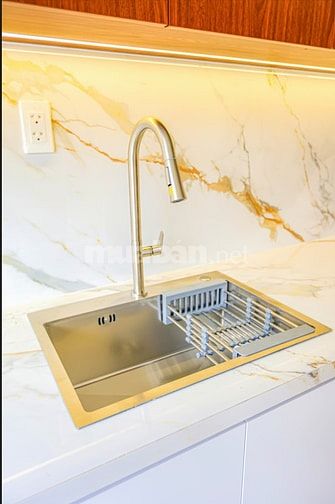 Bán nhà trung tâm Quận 1: Hẻm 4m, 157m² (2PN, 3WC) + nhà riêng 16m² 