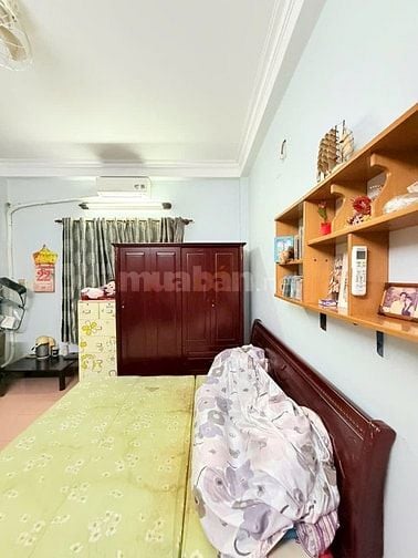 ⭐️Nhà 3 Lầu ngay hẻm xe hơi sau lưng Mặt tiền Nguyên Hồng, P1, Q.Gò Vấ