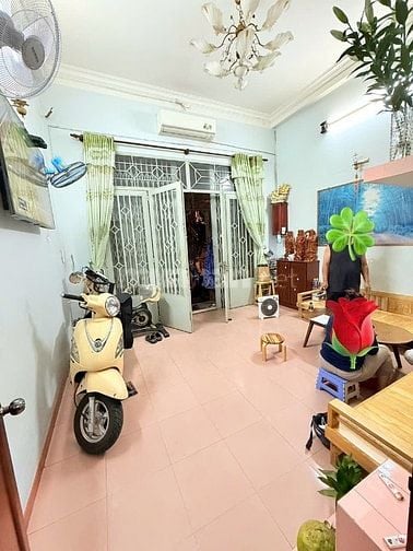 ⭐️Nhà 3 Lầu ngay hẻm xe hơi sau lưng Mặt tiền Nguyên Hồng, P1, Q.Gò Vấ
