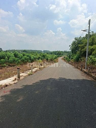 còn 3 lô tân hòa đồng phú anh chị quan tâm liên hệ em để được hỗ trợ
