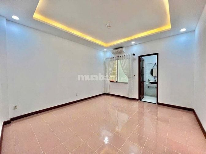 Nhà Bán siêu Sốc 3Tỷ250/50m2 ngay Phú nhuận P2-Phan Đình Phùng (sổ đỏ)