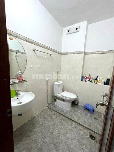 Nhà cách chợ Phạm Văn Hai | Siêu nhà đ hẻm Phạm Văn Hai chỉ 2 tỷ 390tr
