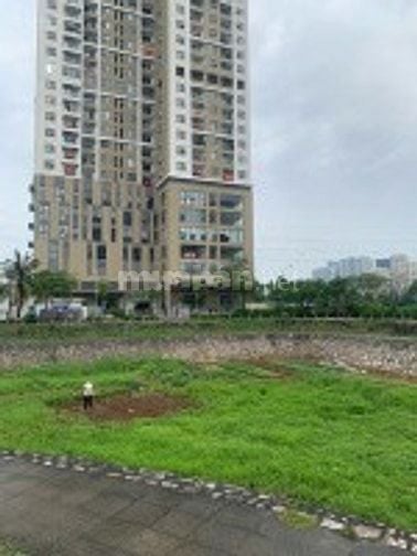 Cho thuê văn phòng tầng 3 view hồ Trung Văn đẹp- cạnh đường Tố hưu 5m 