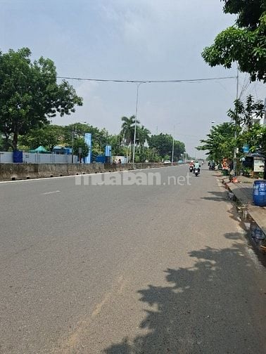 Bán đất mặt tiền đường D3 Phước Long B quận 9 cũ giá 12,6 tỷ
