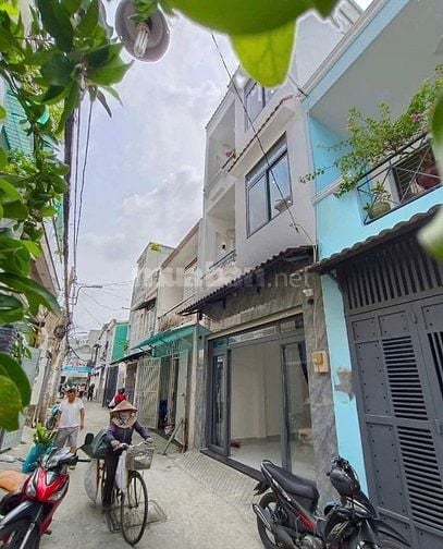 BÁN GẤP CĂN NHÀ GIÁ CỰC TỐT|HẺM XE HƠI|SHR|GẦN CHỢ PHẠM VĂN HAI