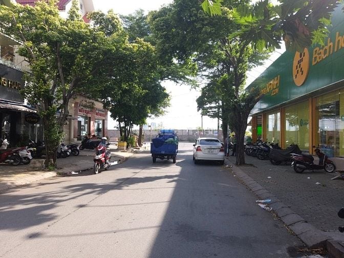 Bán đất mặt tiền đường D3 Phước Long B quận 9 cũ giá 12,6 tỷ