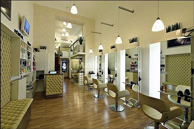 TUYỂN THỢ CẮT TÓC NAM CÓ KINH NGHIỆM  + 5 thợ chính Tóc Nam 