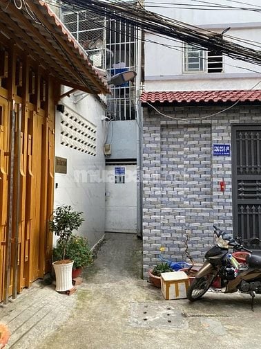 Bán nhà hẻm 536 Đường Âu Cơ, 1 lầu, 70m2, giá 6.5 tỷ