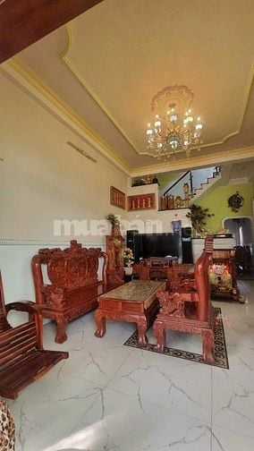 Cần tiền bán nhà gấp 165m2 tại đường Hoàng Phan Thái, xã Bình Chánh 